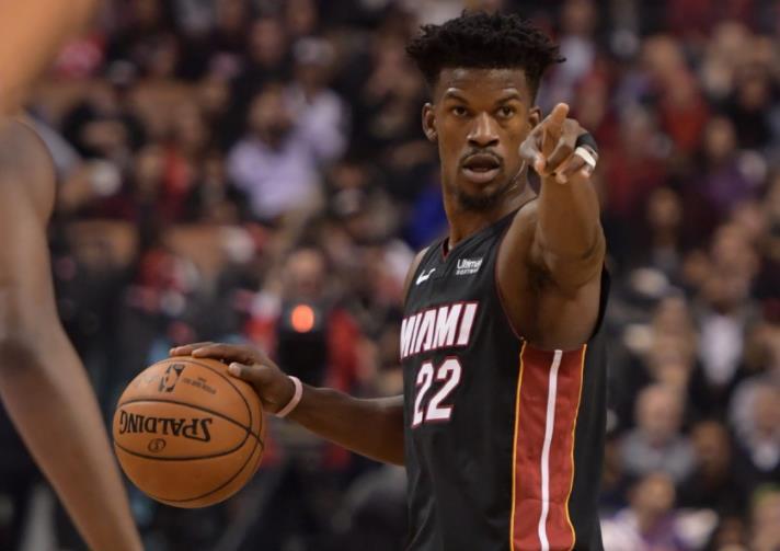  巴特勒硬解关键球热火加时险胜雄鹿终结对手四连胜