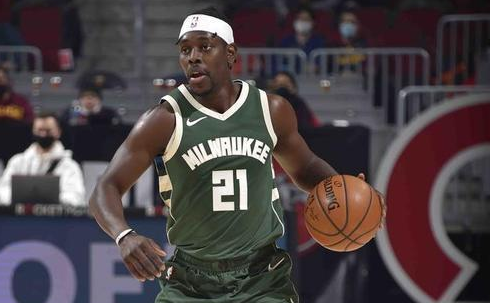  霍勒迪防守建功雄鹿击败篮网延续强势表现